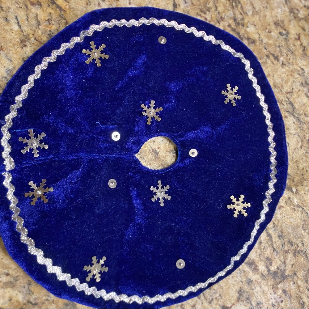 Blue Velvet Miniature Christmas Tree Skirt with Silver Snowflakes